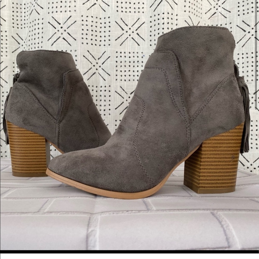 Vici Heeled Boots With Tassels size 6.5